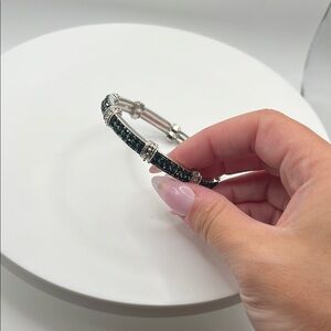 1323. Cara‎ New York Silver and Emerald Green Stretchy Bracelet